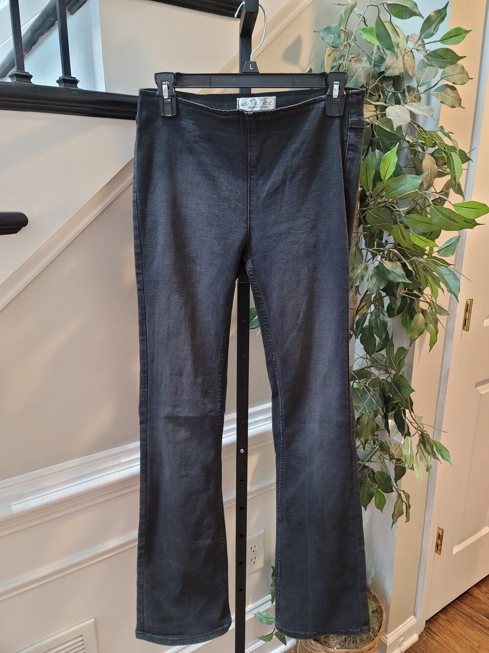 Free People We The Free Flare Jeans Women's Size 27 Black Denim Pull On Wide Leg